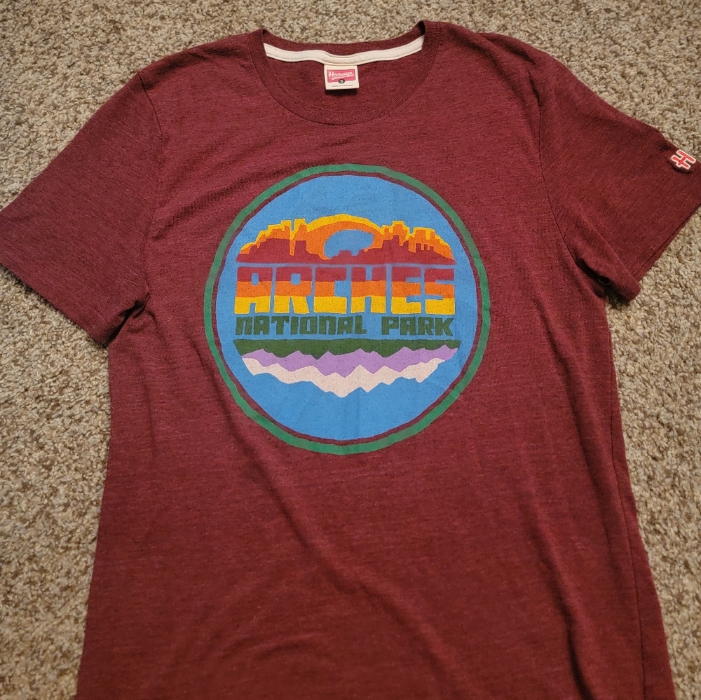 Homage Arches National Park tee